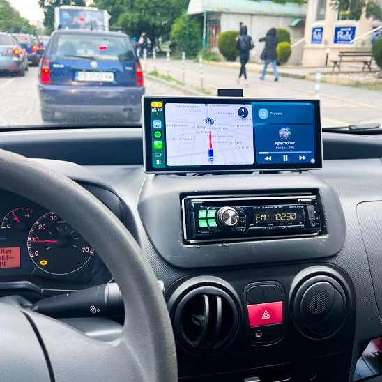 smart-screen-for-car-wireless-connection