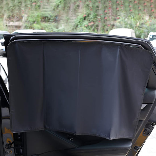 sun-shade-in-the-car-windows-free-movement