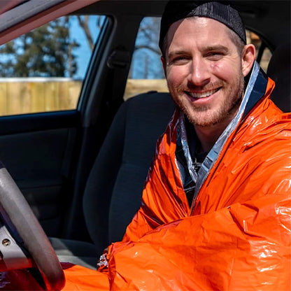 survival-blanket-retains-body-heat